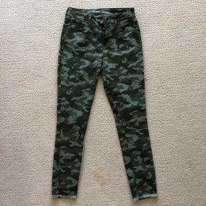 Women's Old Navy Rockstar Camo Jeans, Size 4